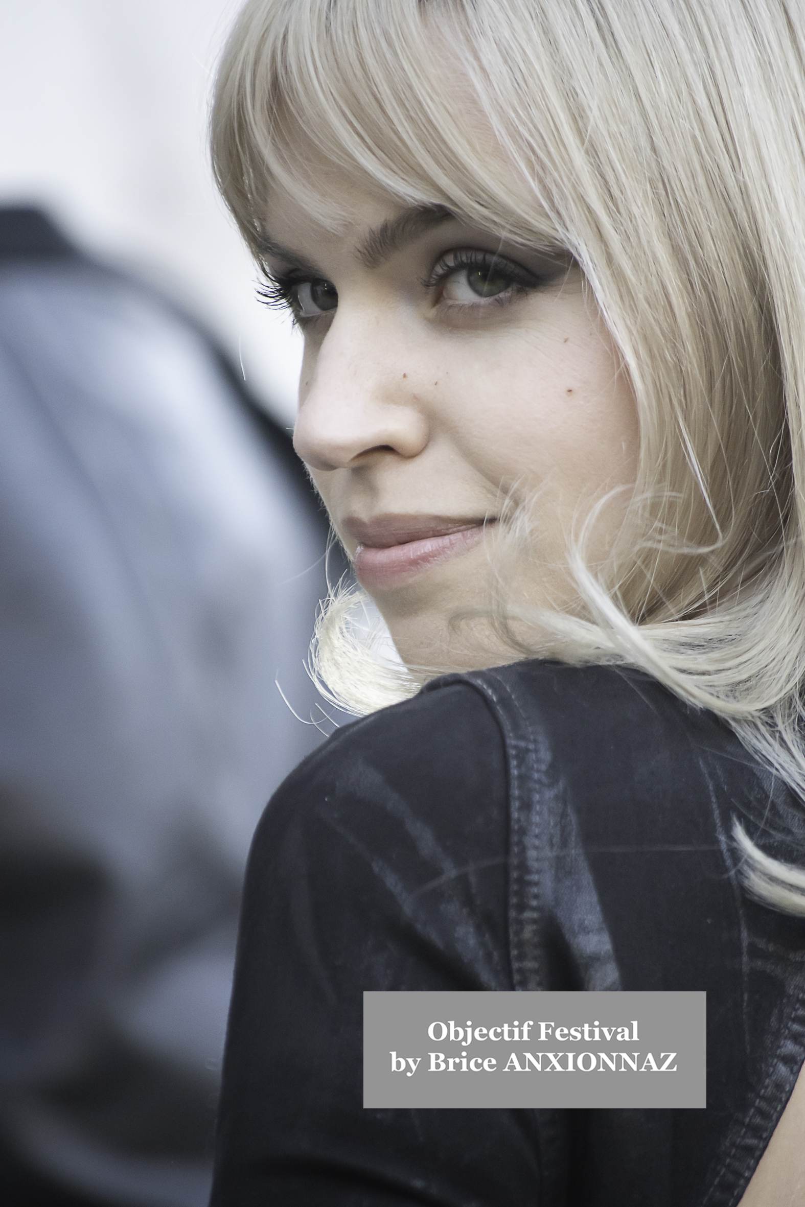 Photo de Leonie Hanne - Streetstyle photos at Rick Owens guests arrivals - Paris Fashion Week lors de l'événement à Streetstyle-photos-of-guests-arrivals-at-the-Rick-Owens-show-Paris-Fashion-Week le 8 March 2025 par Brice ANXIONNAZ (Objectif Festival)
