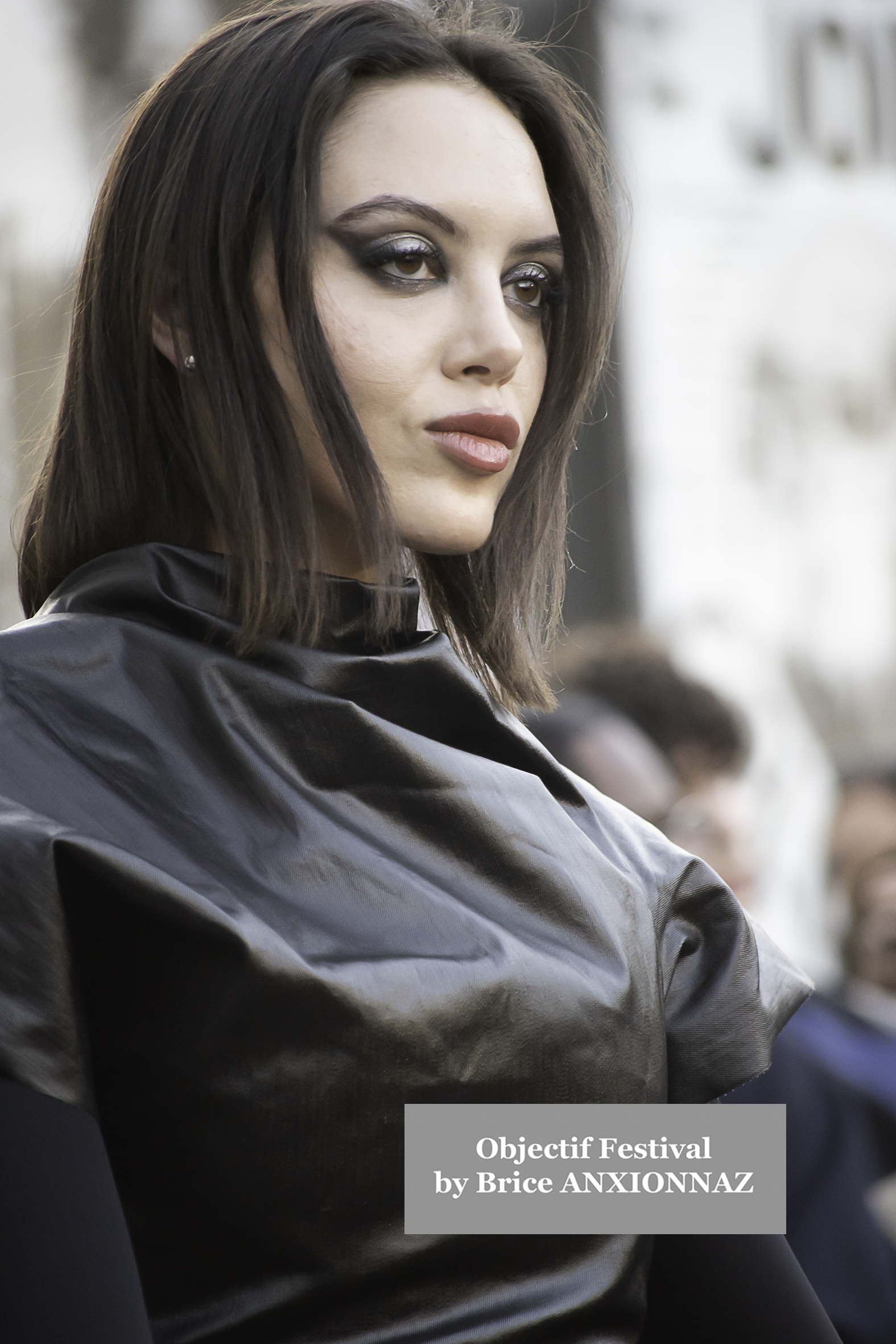 Photo de Mary Charteris - Streetstyle photos at Rick Owens guests arrivals - Paris Fashion Week lors de l'événement à Streetstyle-photos-of-guests-arrivals-at-the-Rick-Owens-show-Paris-Fashion-Week le 8 March 2025 par Brice ANXIONNAZ (Objectif Festival)
