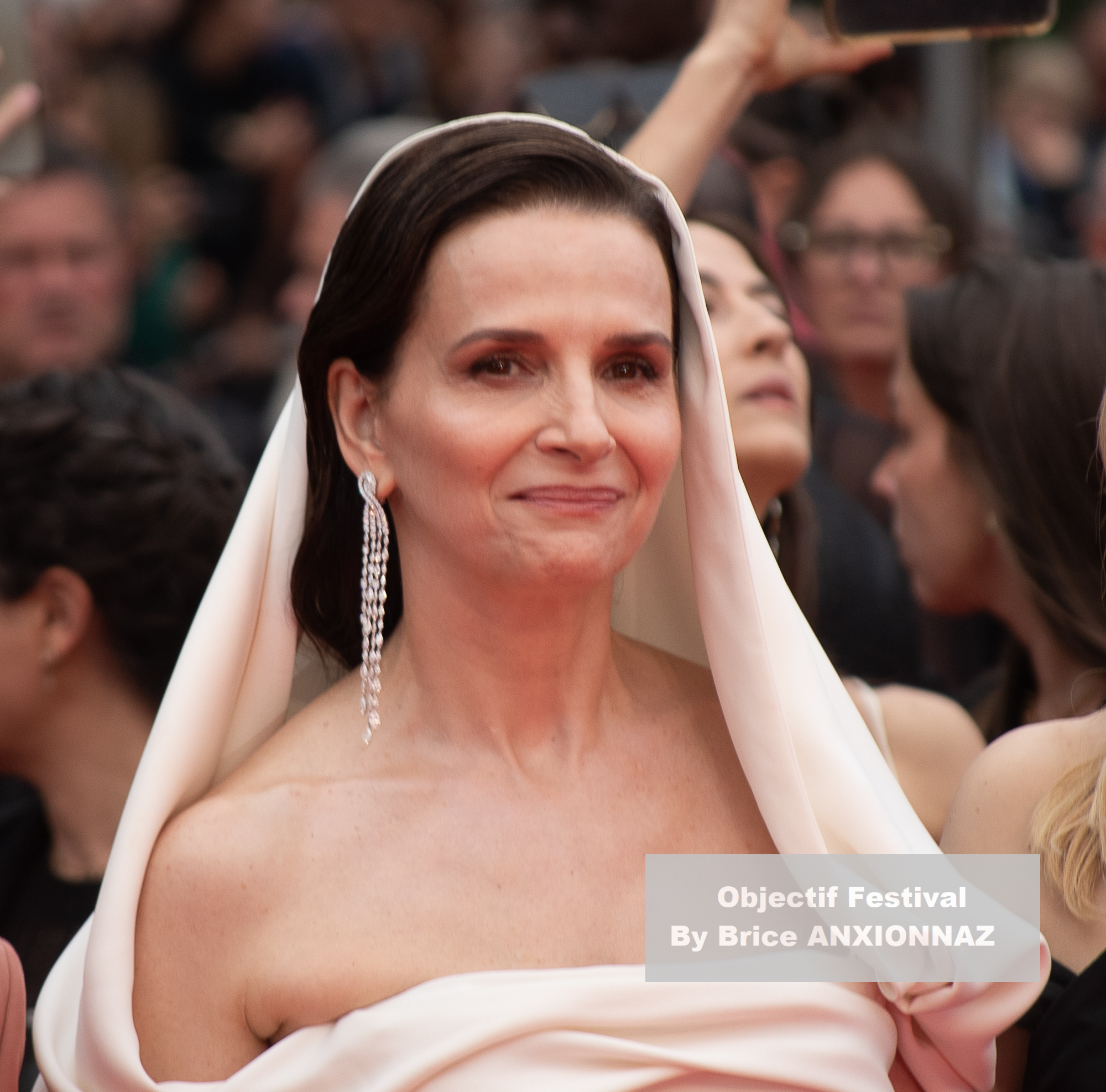 Fashion Week Juliette Binoche - Fashion Week at Cannes-2025-Partir-un-jour-redcarpet, Tapis on May 13th, 2025