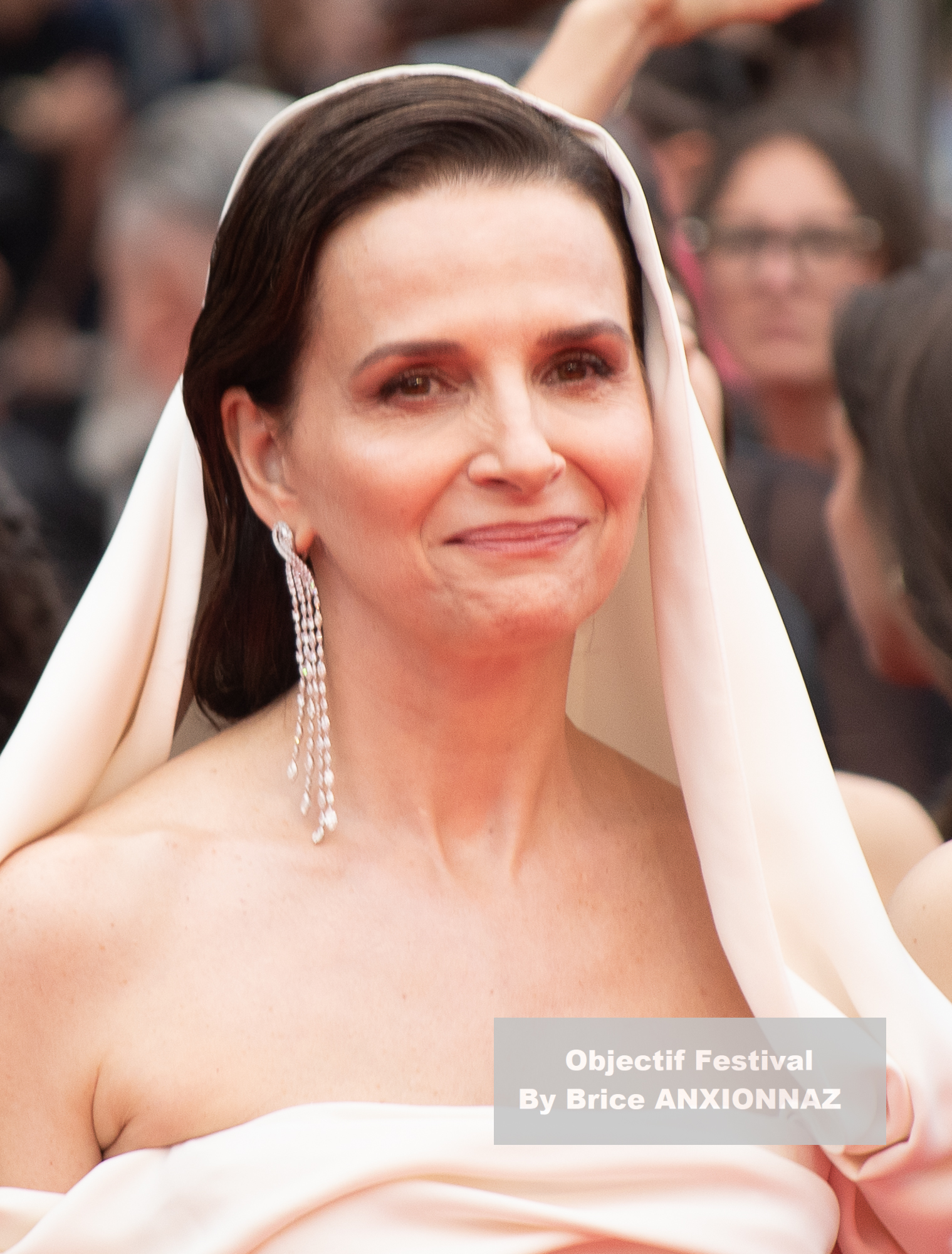 Fashion Week Juliette Binoche - Fashion Week at Cannes-2025-Partir-un-jour-redcarpet, Tapis on May 13th, 2025