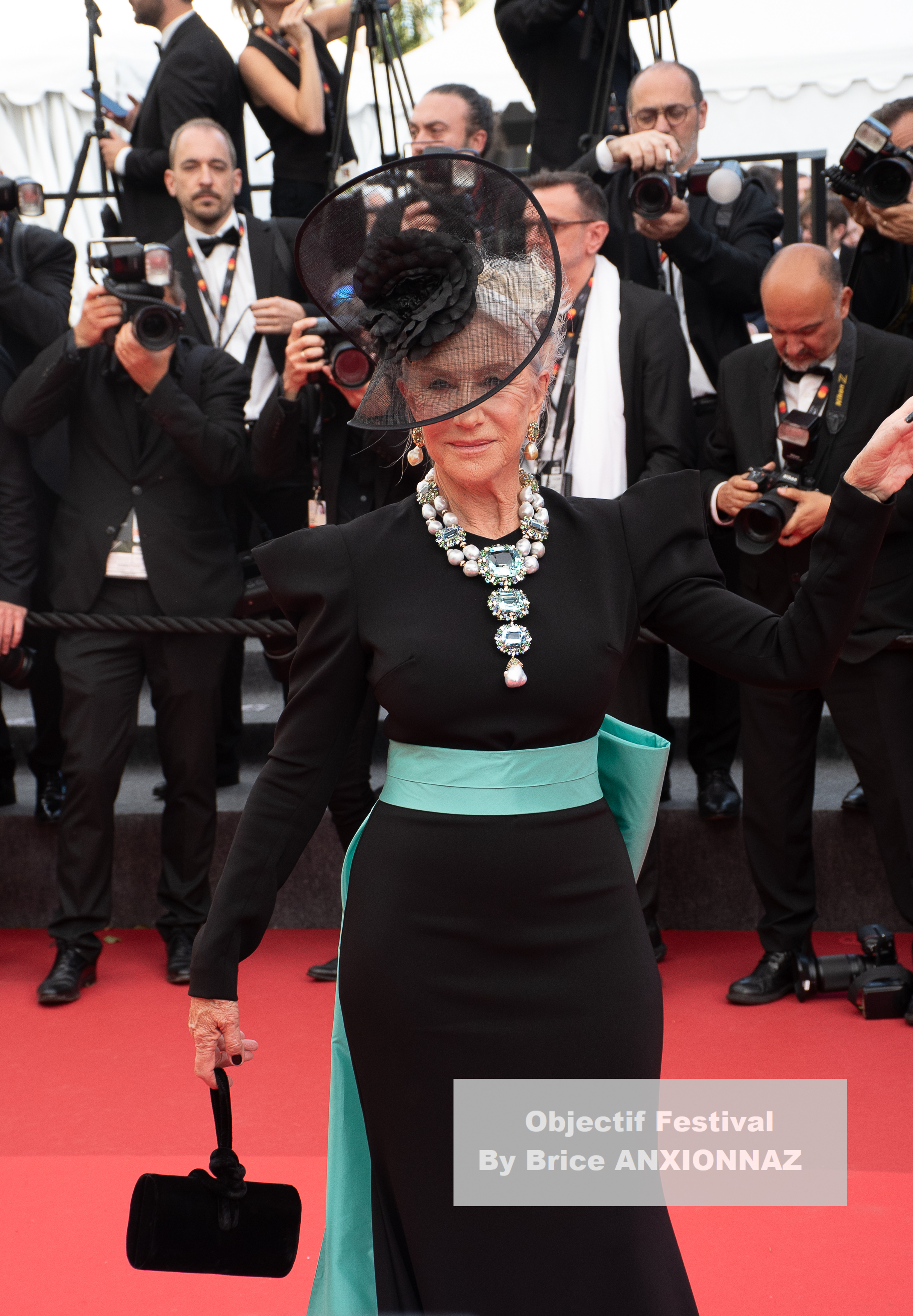 Fashion Week Dame Helen Mirren - Fashion Week at Cannes2025-La-venue-de-l-avenir, LavenuedeLavenir on May 22nd, 2025