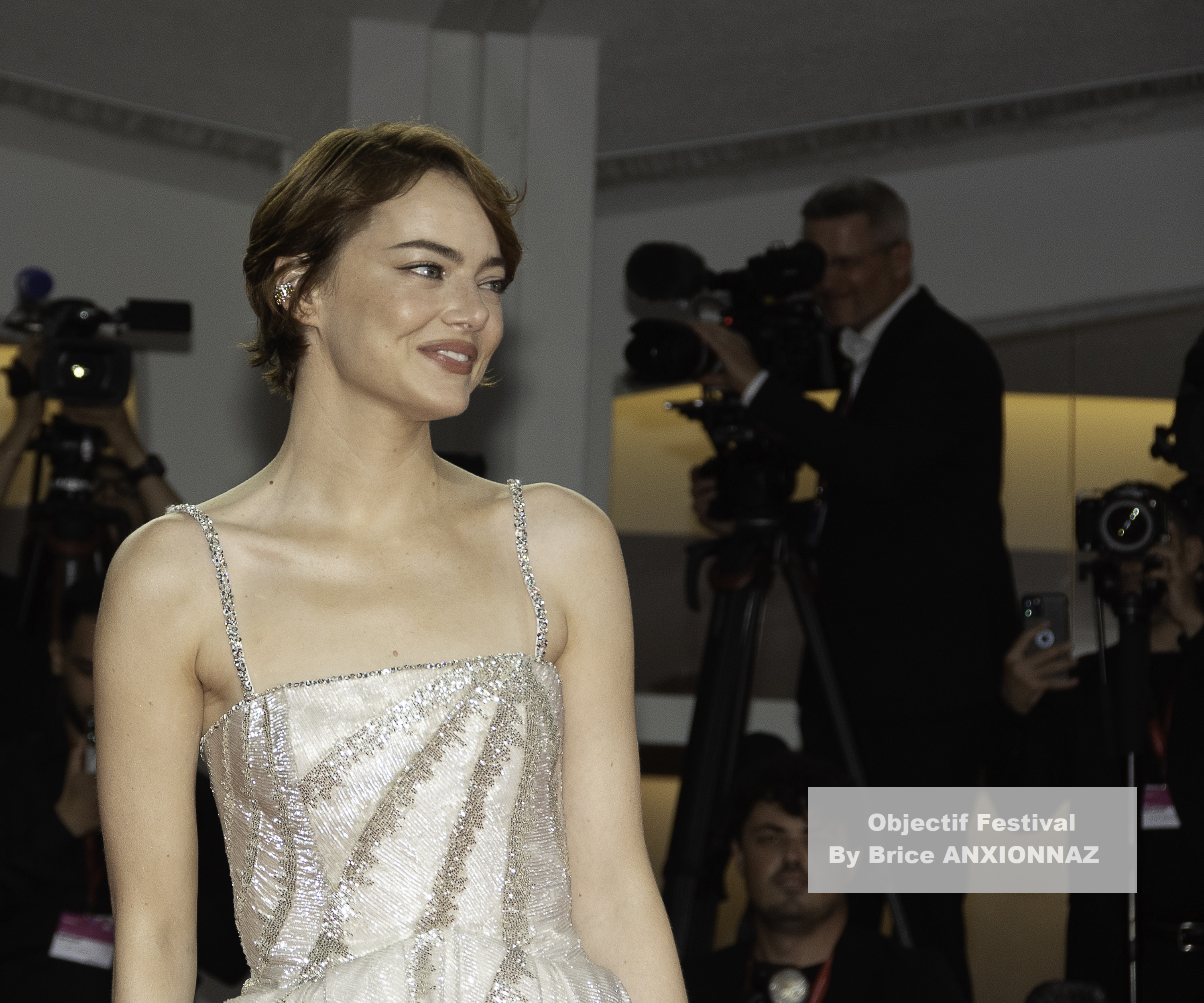 Kim Cattrall - Festival image lors de Red Carpet   Bugonia, Lido di Venezia, Italy 2025-08-28