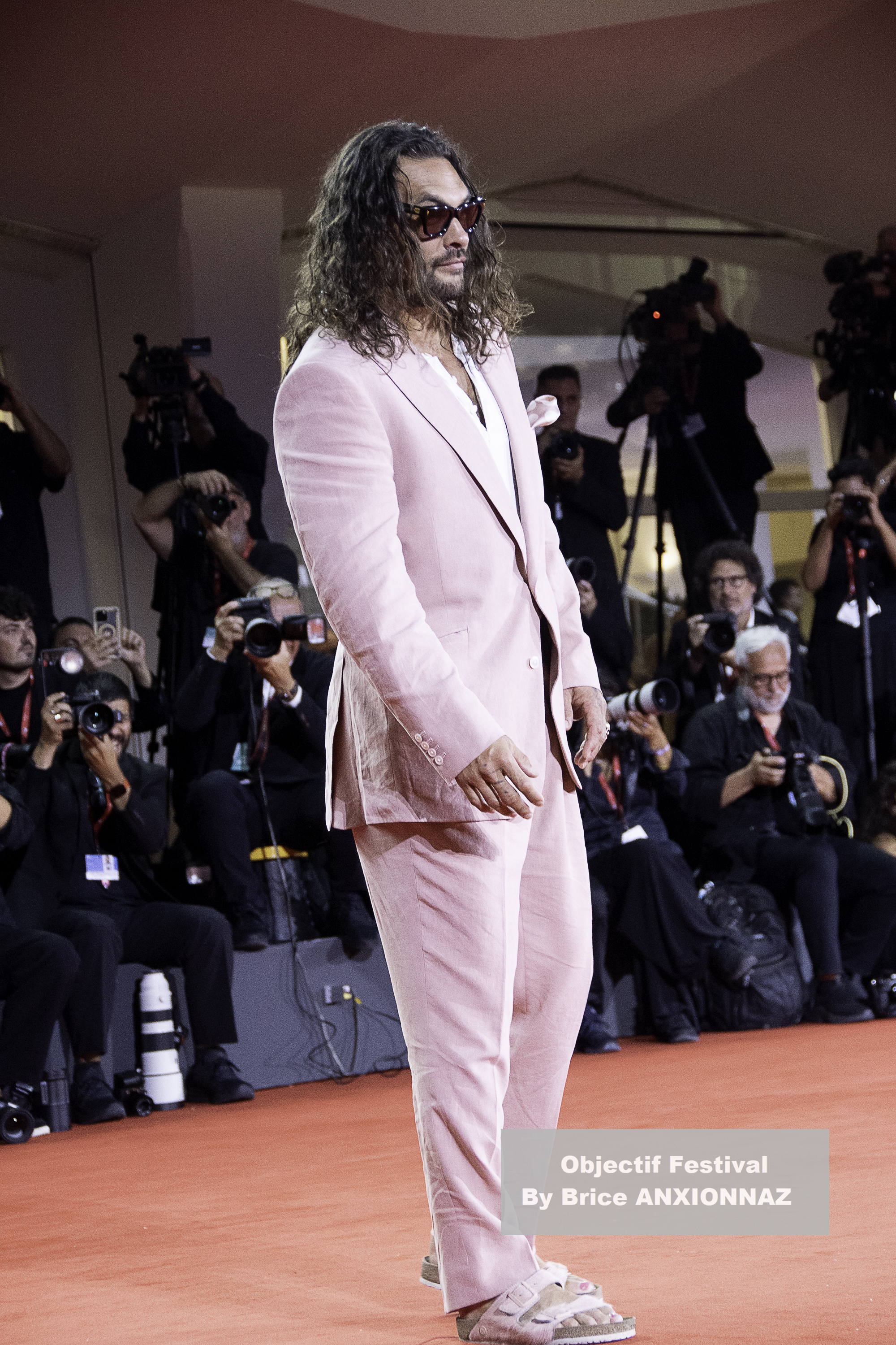 Mary Charteris - Festival image lors de Red Carpet In The Hand Of Dante, Lido di Venezia, Italy 2025-09-03