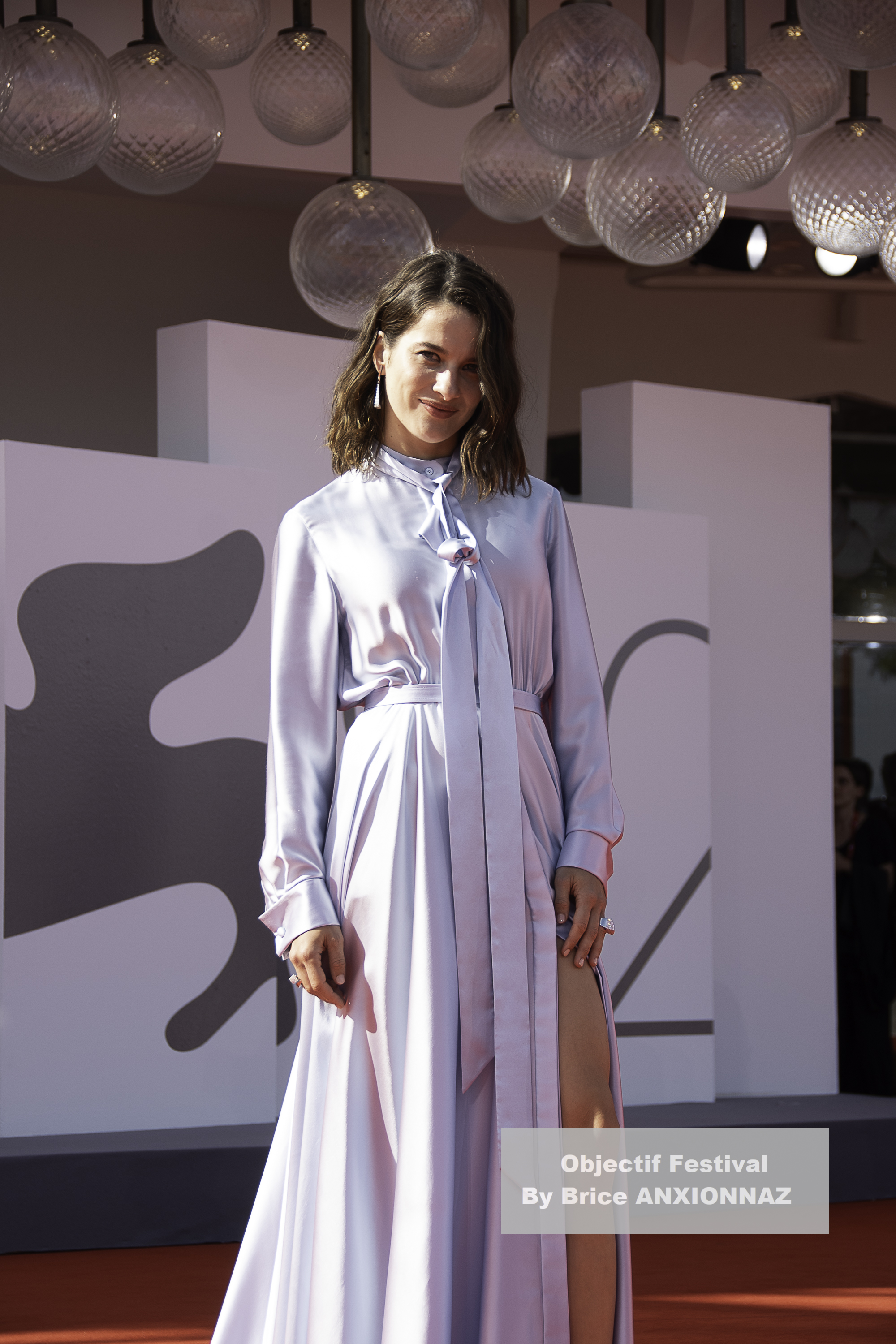 Leonie Hanne - Festival image lors de Red Carpet L  039 Etranger, Lido di Venezia, Italy 2025-09-02