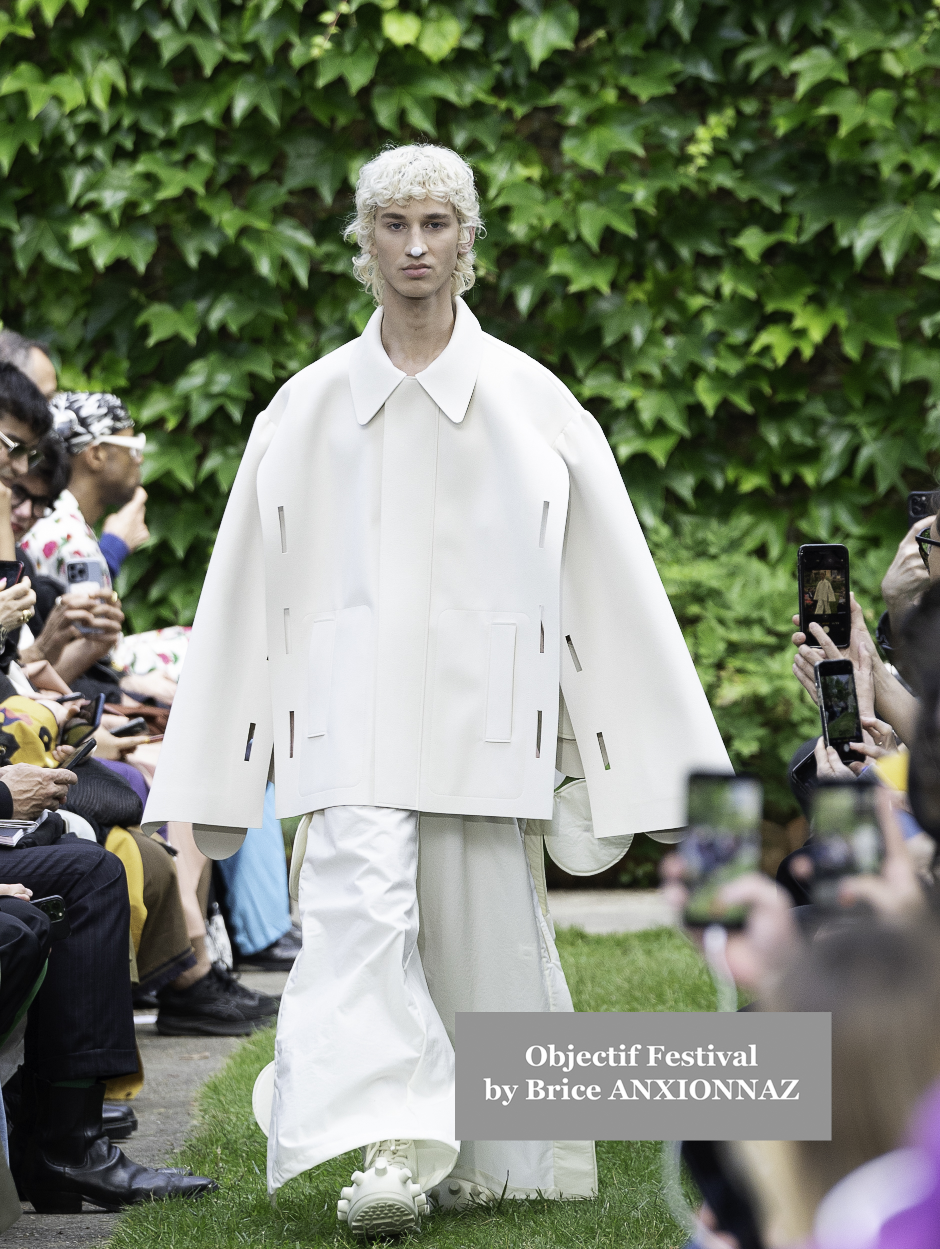 Fashion Week PFW June19th Walter Van Beirendonckl Show 2422 - Fashion Week at waltervanbeirendonck, Paris, France on June 19th, 2024
