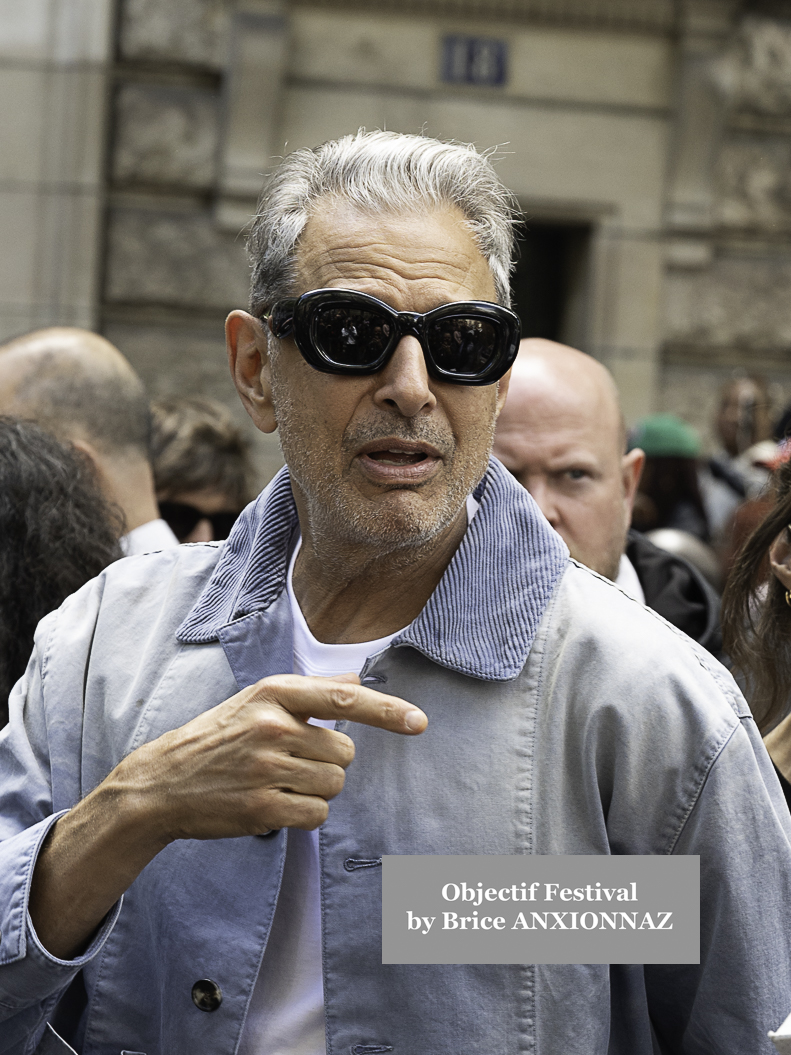 — france paris fashion pfw menswear ss25 22 06 2024 loewe jeff goldblum