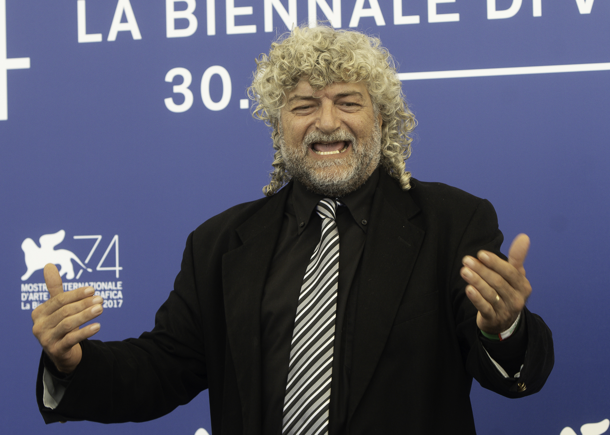 Antonio Carluccio — La Vita In Comune