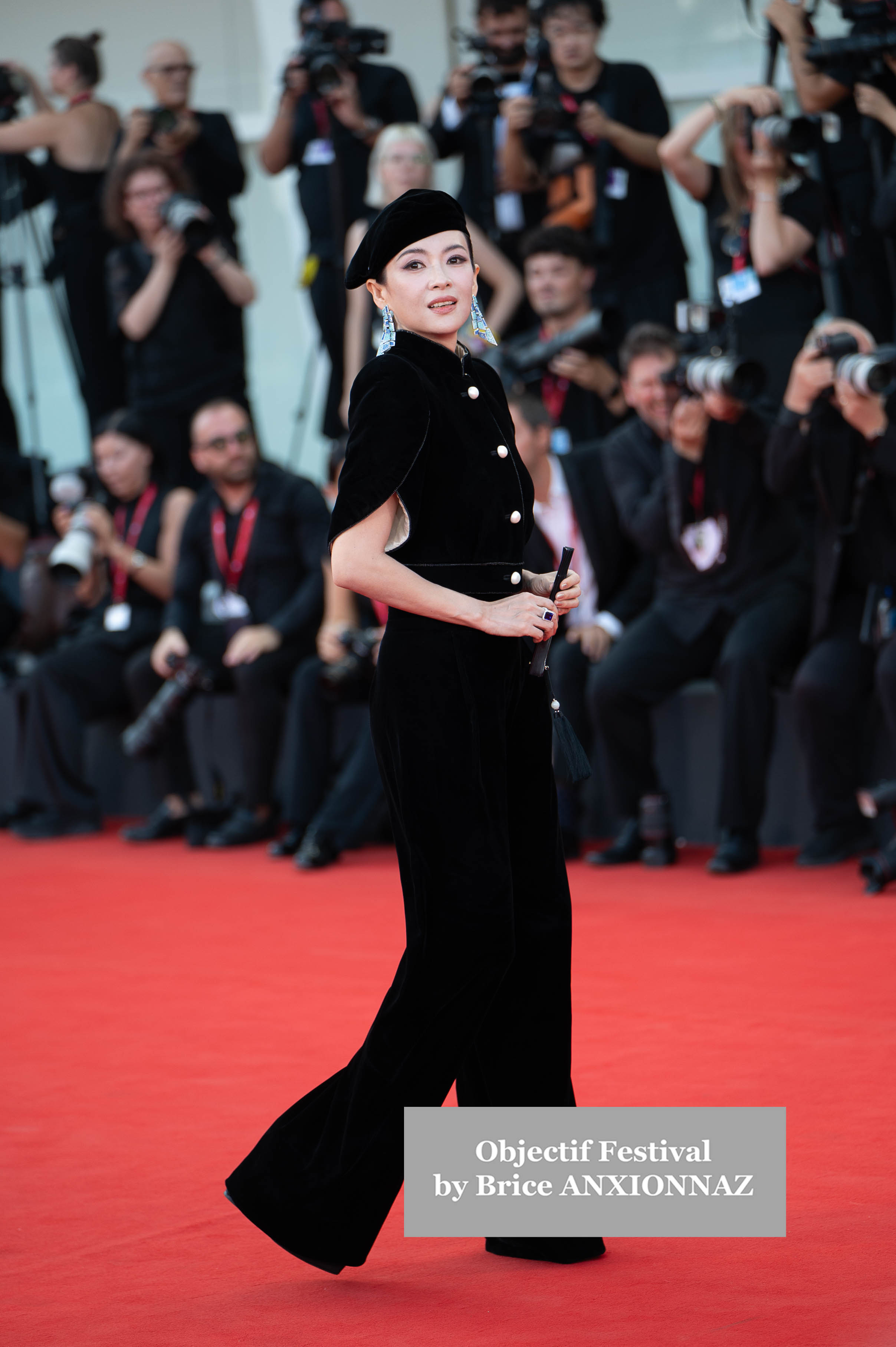 — italie venise cinema 81st mostra del cinema 28 08 2024 beetlejuice beetlejuice zhang ziyi