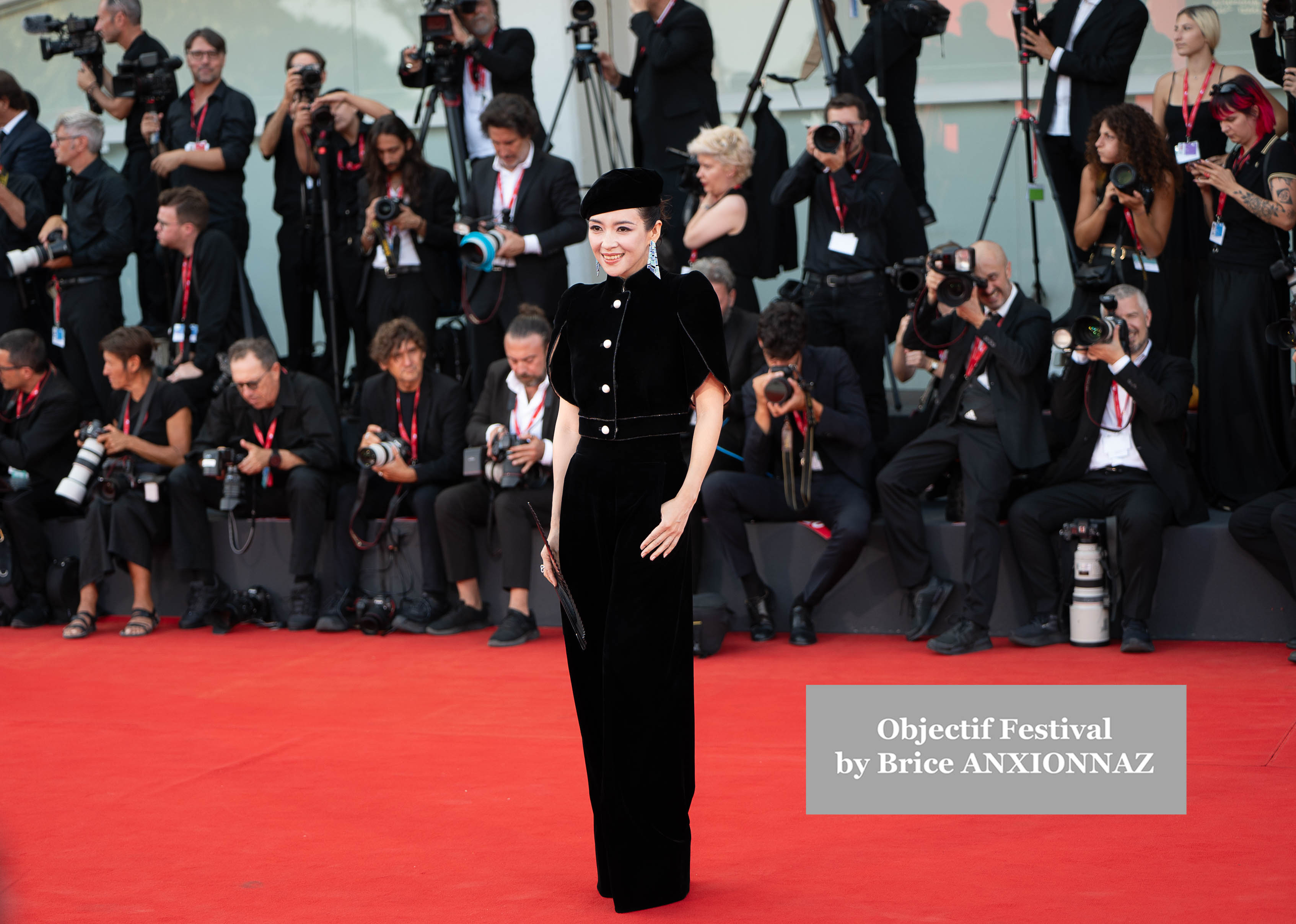 — italie venise cinema 81st mostra del cinema 28 08 2024 beetlejuice beetlejuice zhang ziyi