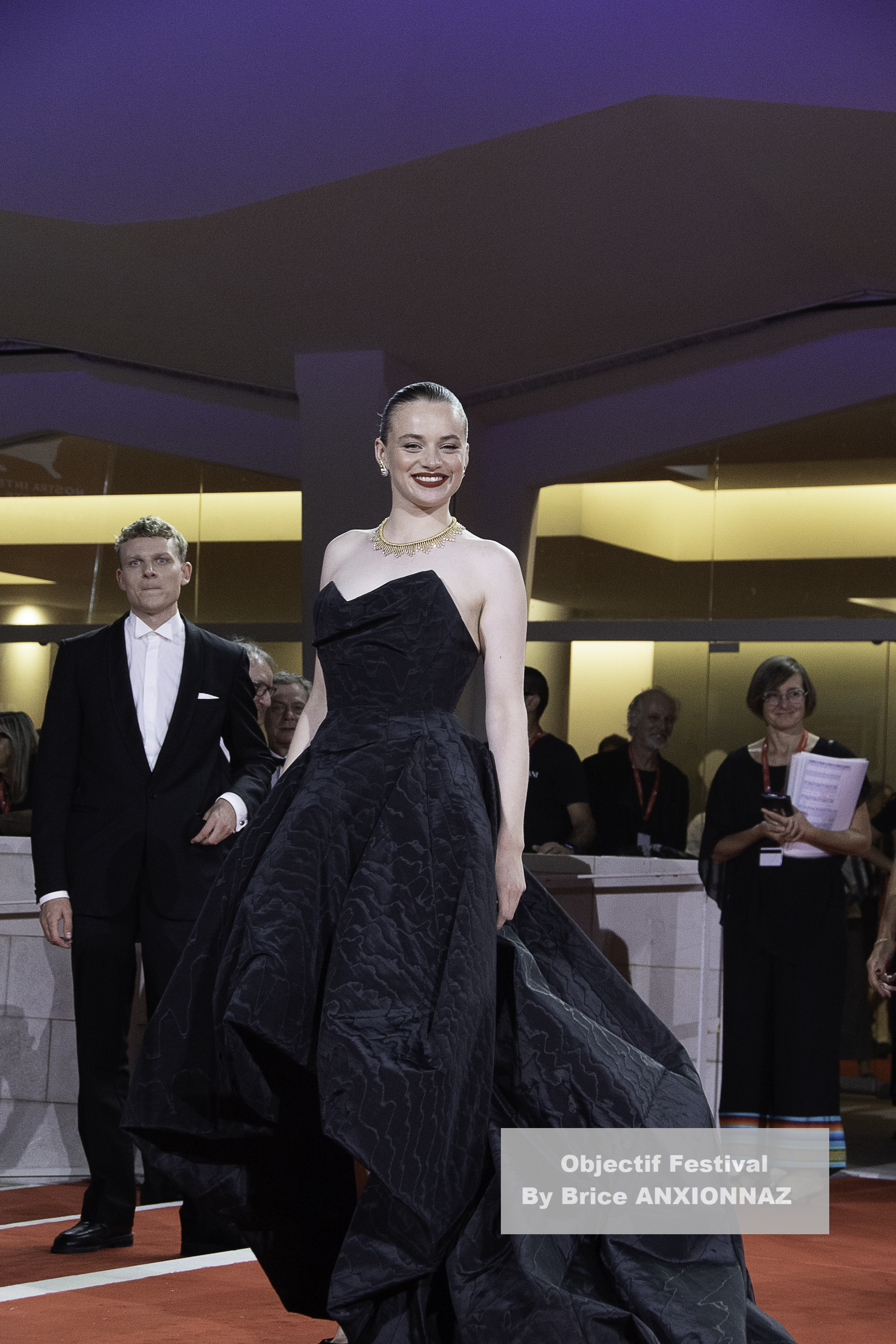 — italie venise cinema 82eme mostra del cinema 05 09 2025 silent friend luna wedler