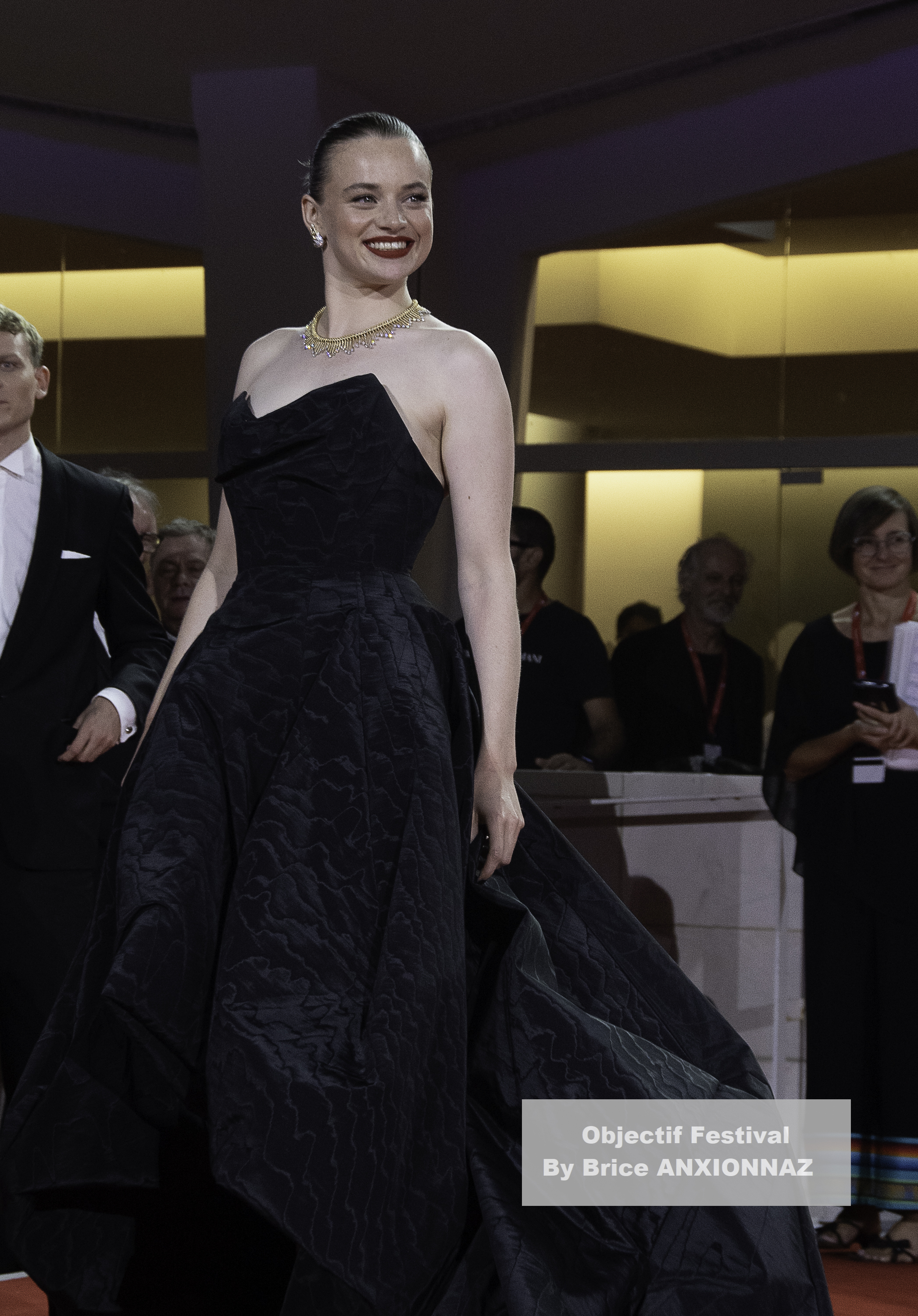 — italie venise cinema 82eme mostra del cinema 05 09 2025 silent friend luna wedler