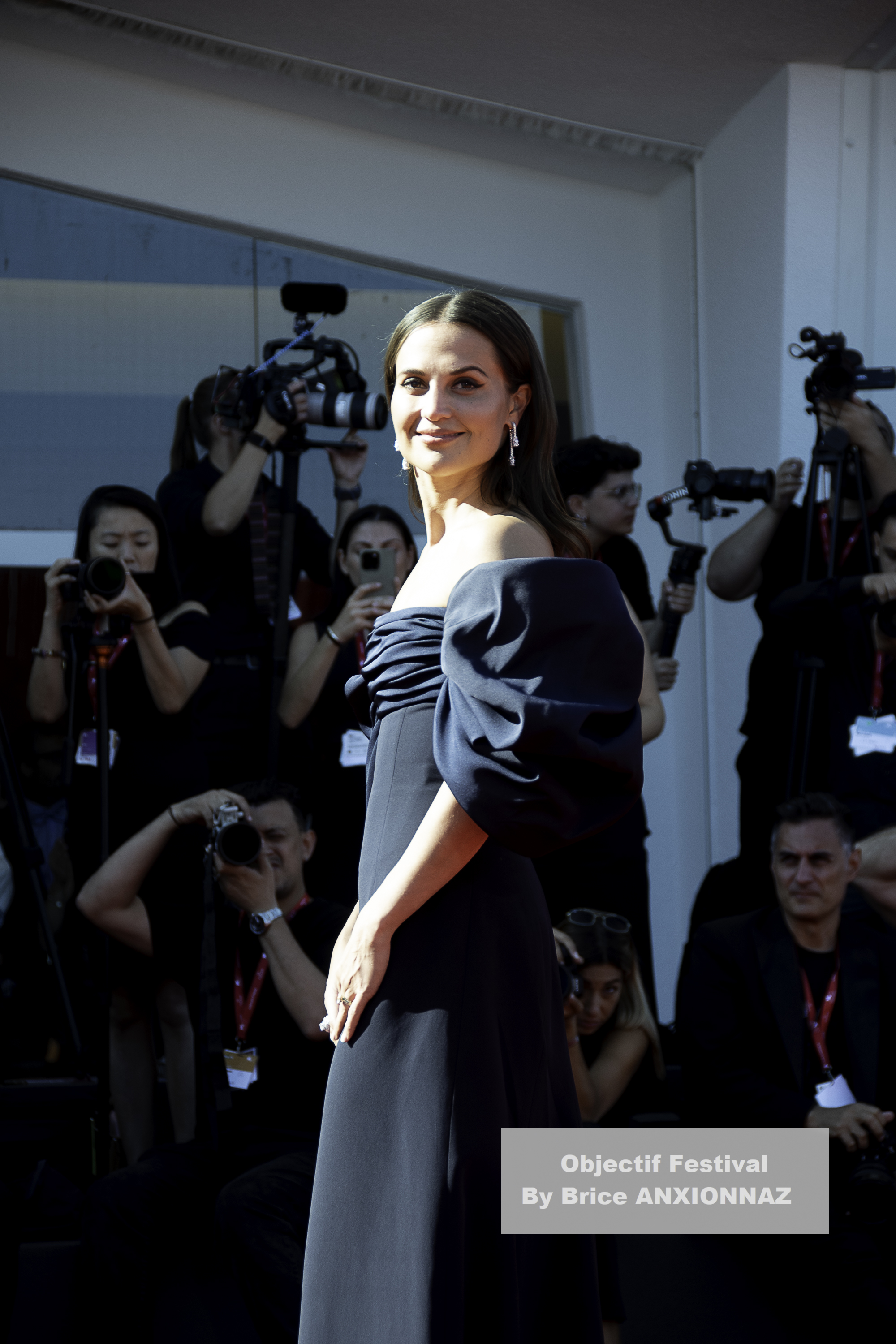— italie venise cinema 82eme mostra del cinema 31 08 2025 the wizard of the kremlin alicia vikander