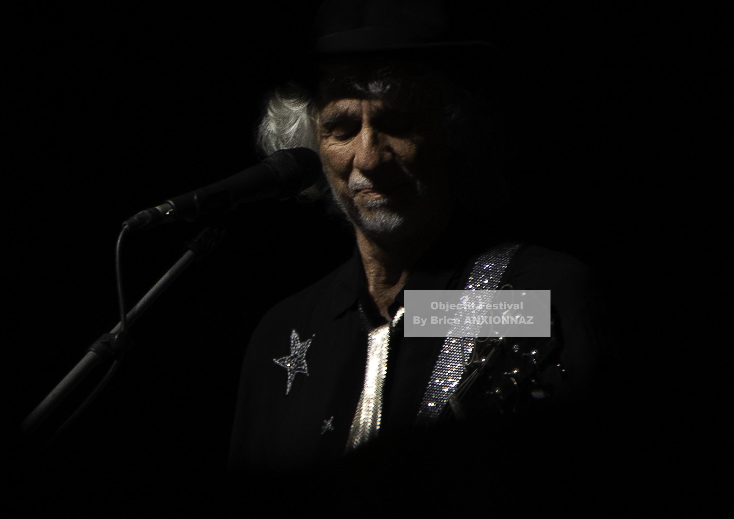 Louis Bertignac en concert &agrave; Hy&egrave;res